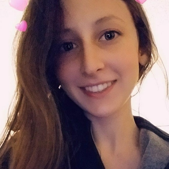 Meet your Posher, Shannon - Picture 3 of 8